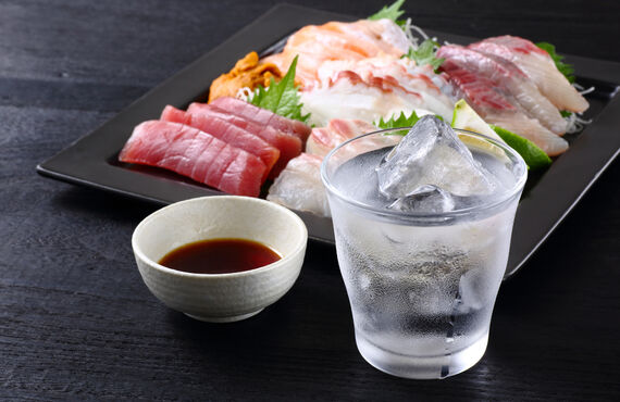 海鮮と日本酒の様々なカップリングで過ごすしあわせ時間 | 居酒屋・★北海道物産 吉祥寺で海鮮をゆっくりとご堪能
